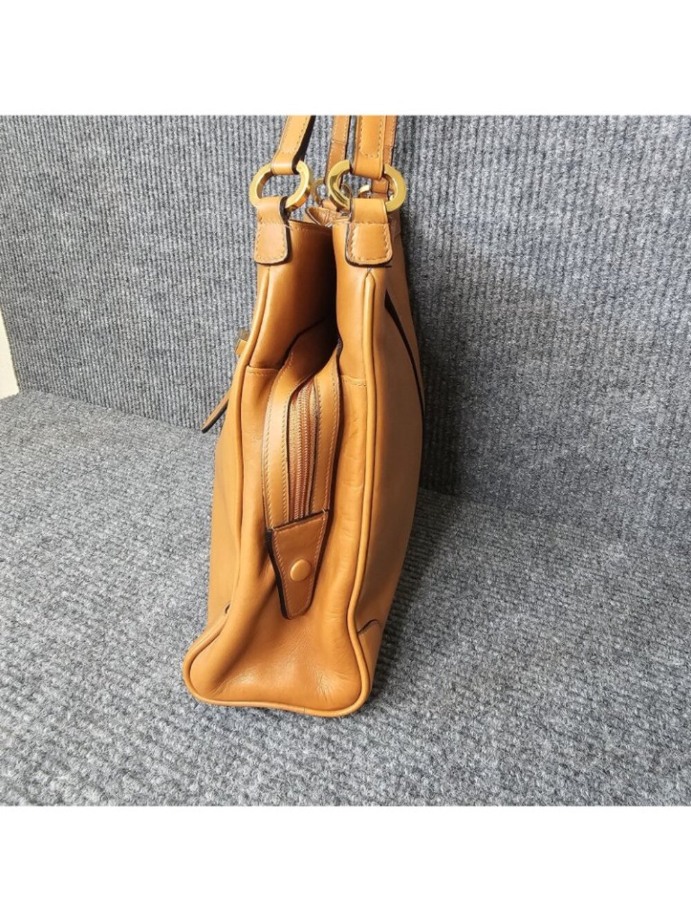 Vintage Mark Cross carmel Leather Gold Hardware 3-Pocket Tote Shoulder Bag Purse - Picture 3 of 13